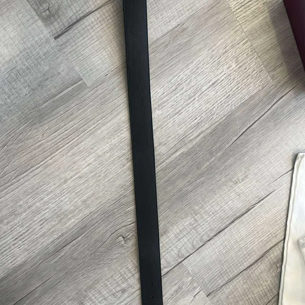 Gucci GG Marmont Wide Belt – Black Leather, Gold Buckle, Size 70 - Picture 13 of 14